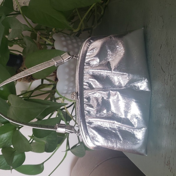 Vintage 50s Silver Evening Clutch Handbag - Picture 2 of 5